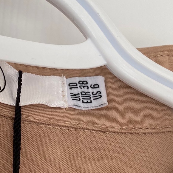 Missguided playsuit in size 6 - Picture 6 of 7